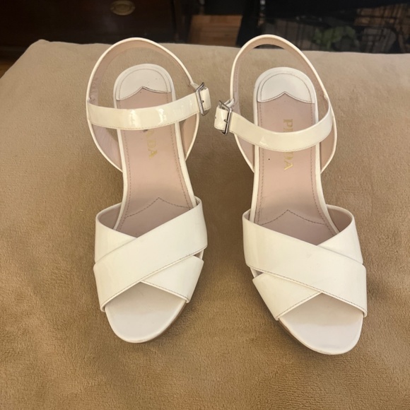 Prada shoes white patent leather wedges - Picture 2 of 8